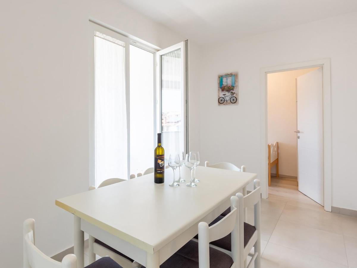 Amoroso Apartment 200M From Sea ポレッチ エクステリア 写真