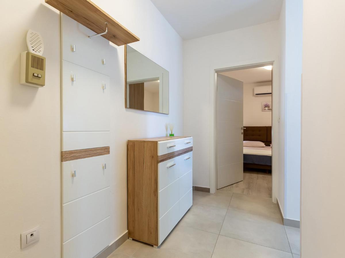 Amoroso Apartment 200M From Sea ポレッチ エクステリア 写真
