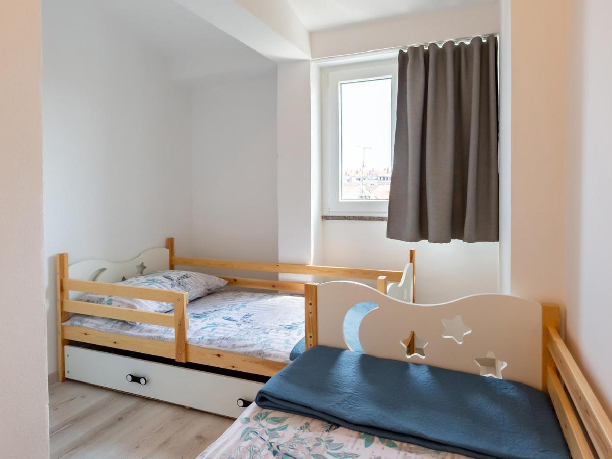 Amoroso Apartment 200M From Sea ポレッチ エクステリア 写真