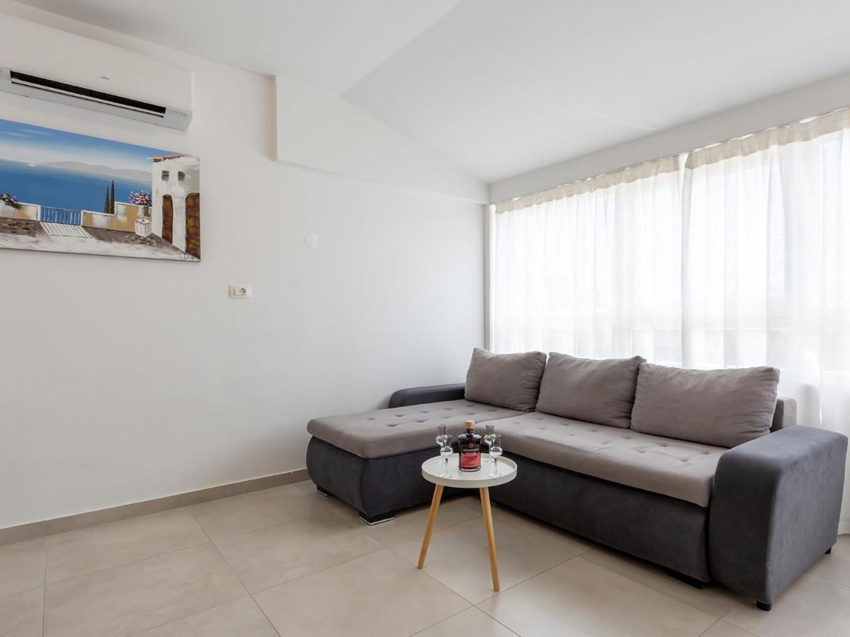 Amoroso Apartment 200M From Sea ポレッチ エクステリア 写真